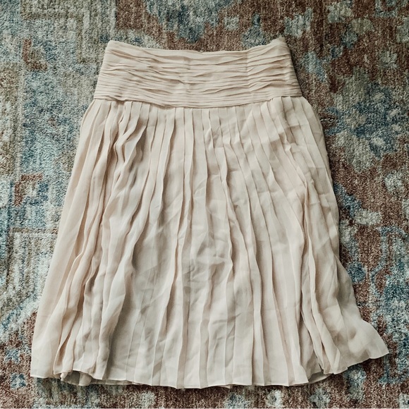 Tory Burch Dresses & Skirts - Tory Burch pleated skirt